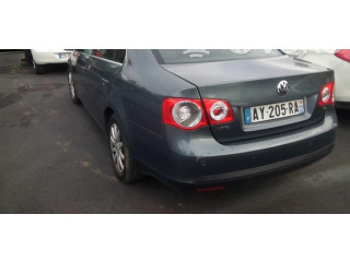 Зеркало электрическое        Volkswagen Jetta V  2005 - 2010 года   