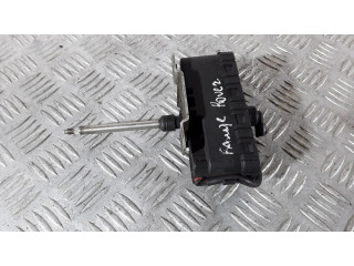 Моторчик стеклоочистителя 0390206220, 6907856 Land Rover Range Rover L322