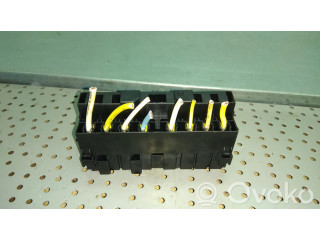 Блок предохранителей 4635023   Citroen C8    