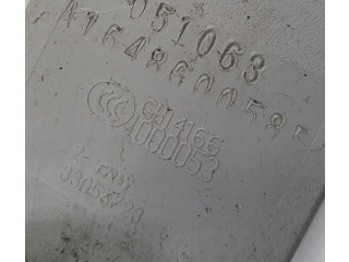 Третий рядный ремень безопасности