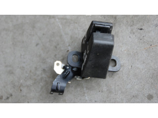 Zámek zadních dveří 105KM Volkswagen Transporter - Caravelle T5 2010