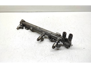 Топливная рампа 036133319AL   Volkswagen Golf IV  