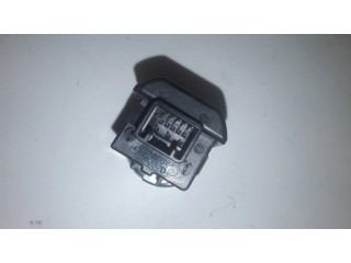 Включатель зажигания и стартера