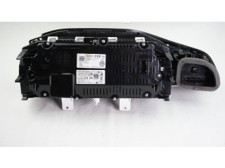 Přístrojová deska  Volkswagen T-Roc 2023 2GJ920310B, 2GA819703  