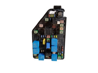 Блок предохранителей 671950 SsangYong Korando