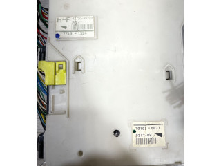 Pojistková skříňka 8273030282, 701080077 Lexus GS 300 350 430 450H 2007