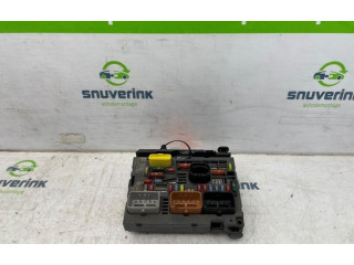 Блок предохранителей     Citroen C5    