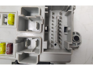 Блок предохранителей Y503441030108, 51953894   Fiat 500L    