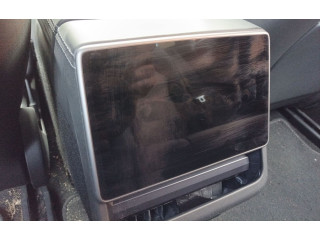 Дисплей    187593100C   Tesla Model S