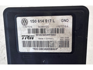 Топливная рампа 1S0614517L, 17677016   Skoda Rapid (NH)  