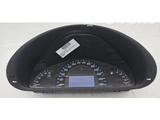 Přístrojová deska Mercedes-Benz C W203 2008 A2035403047