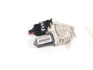 Масляный насос   5K0959704A  Skoda Octavia Mk2 (1Z) 