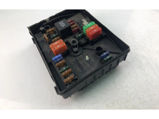 Блок предохранителей 1K0937125A Volkswagen Caddy