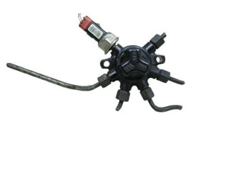 Vstřikovací lišta 4M5Q9D280DB Ford Mondeo Mk III