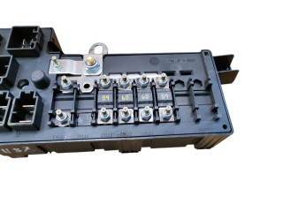 Ящик предохранителей (комплект) 518322326, 8637841 Volvo V70