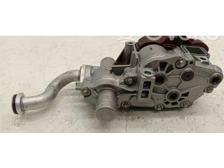 Масляный насос     Audi A6 S6 C6 4F 