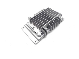 Форсунка 8P3035223B Audi A3 S3 8P BSE