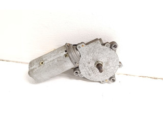 Моторчик заднего дворника 1358011    Volvo 940