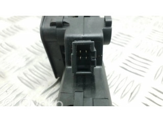 Замок задней крышки