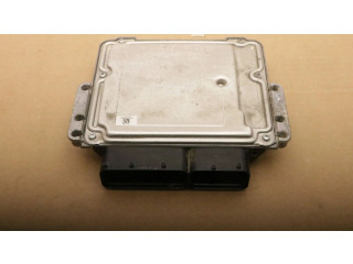 Блок управления двигателя 0281018312, P68225342AB Fiat Freemont