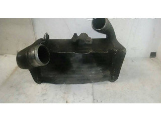 Интеркулер  893145805   Rover 100 