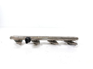 Топливная рампа A2700701595 Mercedes-Benz CLA C117 X117 W117 для двигателя M 270.920