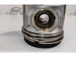 Píst 82L175, F052 Volvo XC60