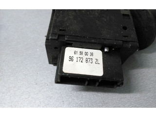 Ручка стеклоочистителей