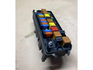 Блок предохранителей 460023260 Saab 9-3 Ver2