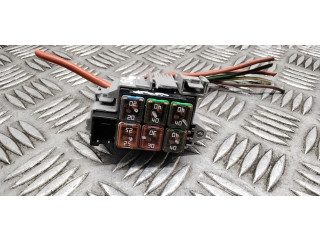 Блок предохранителей Volvo V70 D4204T5