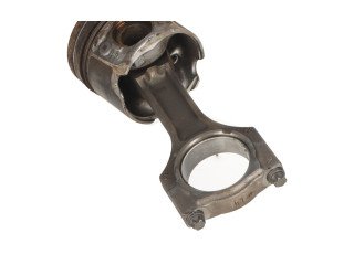 Шатун  8473776    BMW 3 F30 F35 F31  