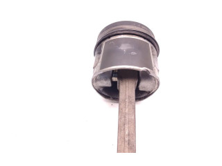 Поршень с шатуном N22A1 N22A1 Honda FR-V