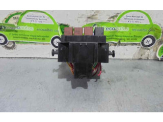 Pojistková skříňka Řídící jednotka BSM 8200003634 Renault Vel Satis 2005