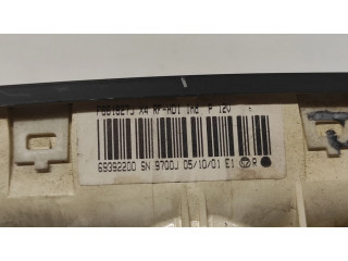 Блок управления климат-контролем F661827JX4, 69392200   Citroen C5