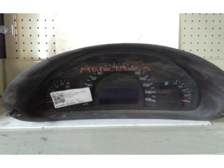 Přístrojová deska Mercedes-Benz C W203 2001 A2035403911