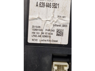 Přístrojová deska Mercedes-Benz Vito Viano W639 2007 A6394465921, 92965145