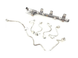 Vstřikovací lišta 175211218R Renault Master III pro naftový motor 2.3 M9T716 2.3 dCi 135 FWD