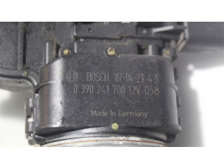 Двигатель стеклоочистителей