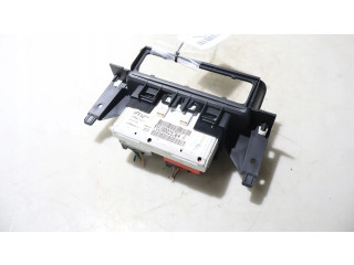 Дисплей       Renault Clio II