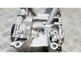 Масляный насос B57 D30 A 8570595 BMW 5 G30 G31 3.0