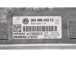 Блок управления двигателя 06A906033FC, 5WP40452 Skoda Octavia Mk2 (1Z)