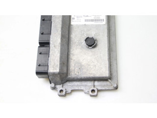 Блок управления двигателя 9815037580   Peugeot 2008 I