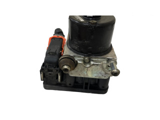 Блок АБС 4670A078, 06210202644 Volvo V70 2000 - 2004 года