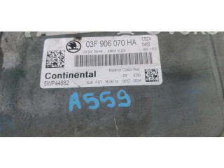 Блок управления двигателем Блок управления 03F906070HA, 5WP44882.   Skoda Rapid (NH)