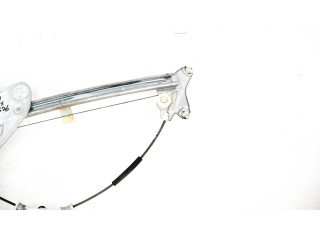 Зеркало электрическое Hyundai Trajet - года