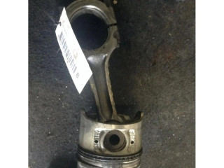 Поршень с шатуном Nissan Patrol 260
