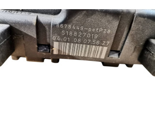 Блок предохранителей 8678449, 518827019 Volvo S80