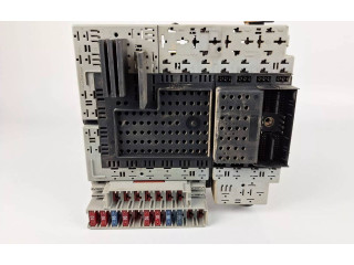 Блок предохранителей  9494673, 99W035   Volvo S80    