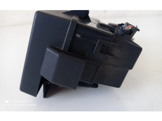 Блок предохранителей 0281003041, 0281003041 Chevrolet Captiva