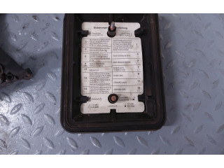 Ящик предохранителей (комплект)    A1235400350, 1235400350   Mercedes-Benz 200 300 W123